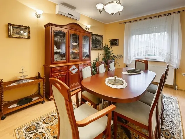 Eladó ház Táborfalva 145 nm