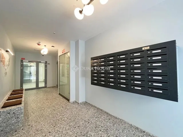 Eladó lakás Budapest VIII. kerület 72 nm