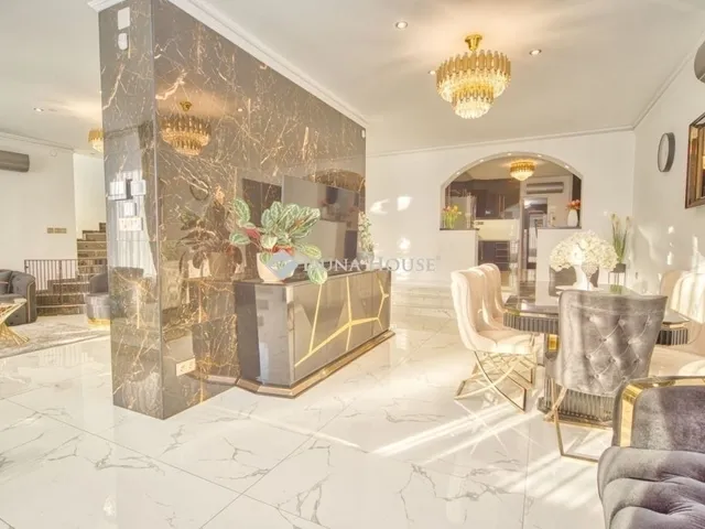 Eladó ház Gyál 260 nm