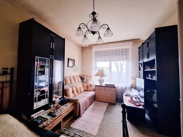 Eladó lakás Gyál 128 nm