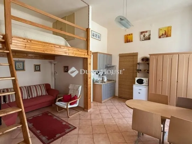 Eladó lakás Budapest VIII. kerület 65 nm