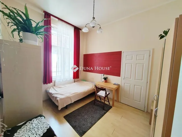 Eladó lakás Budapest VIII. kerület 65 nm