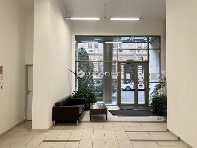 Eladó lakás Budapest VIII. kerület 62 nm