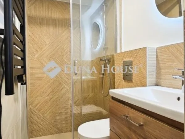 Eladó lakás Budapest VIII. kerület 70 nm