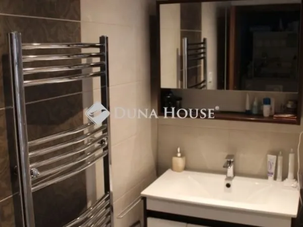 Eladó lakás Budapest VIII. kerület 70 nm