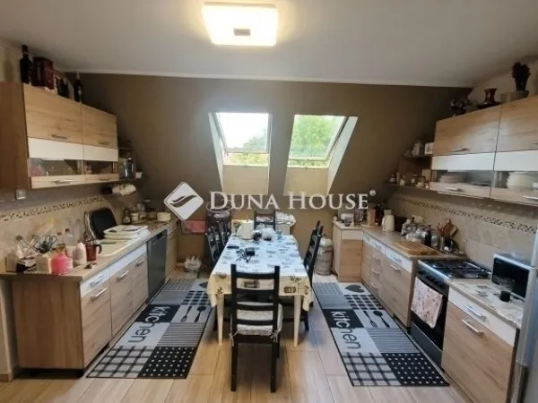 Eladó ház Budapest XVIII. kerület 143 nm