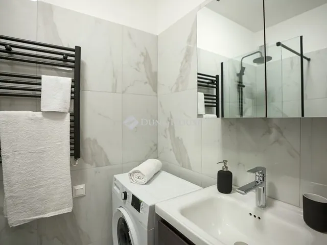 Eladó lakás Budapest VIII. kerület 60 nm