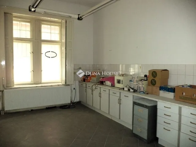 Eladó lakás Budapest VIII. kerület 67 nm