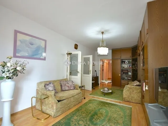Eladó lakás Budapest VIII. kerület 55 nm