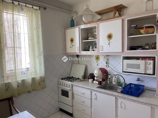 Eladó lakás Budapest VIII. kerület, II. János Pál pápa tér 72 nm