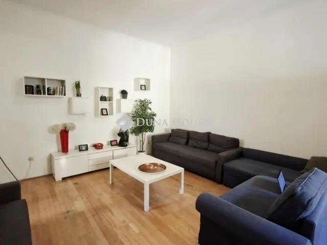 Eladó lakás Budapest VIII. kerület 90 nm