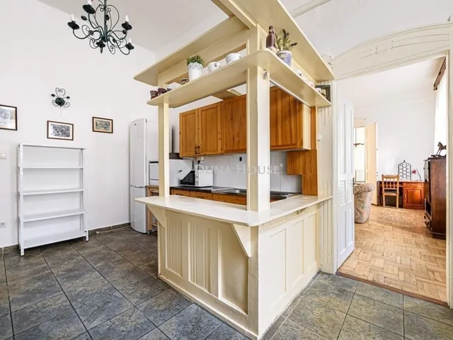 Eladó lakás Budapest VIII. kerület 82 nm