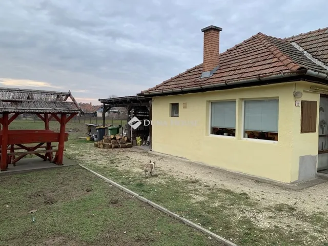 Eladó ház Örkény 56 nm