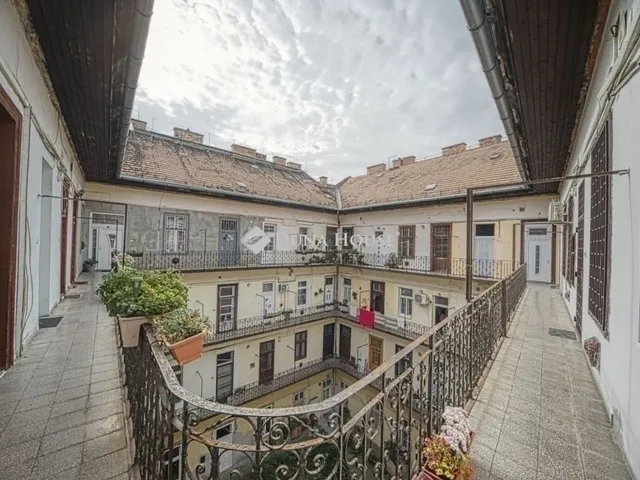 Eladó lakás Budapest VIII. kerület 86 nm