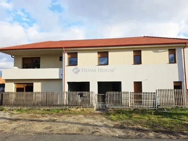 Eladó ház Gyál 122 nm