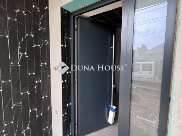 Eladó ház Gyál 285 nm