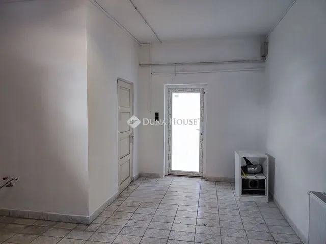 Eladó ház Gyál 265 nm