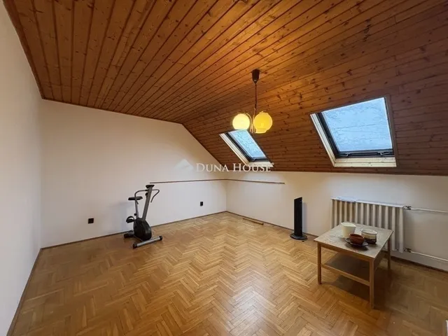 Eladó ház Gyál 220 nm