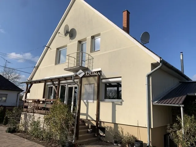 Eladó ház Dabas 185 nm