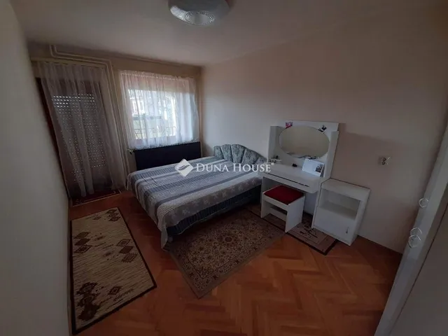 Eladó ház Budapest XVIII. kerület 200 nm