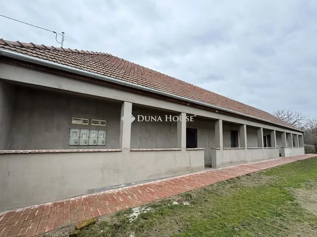 Eladó ház Örkény 104 nm