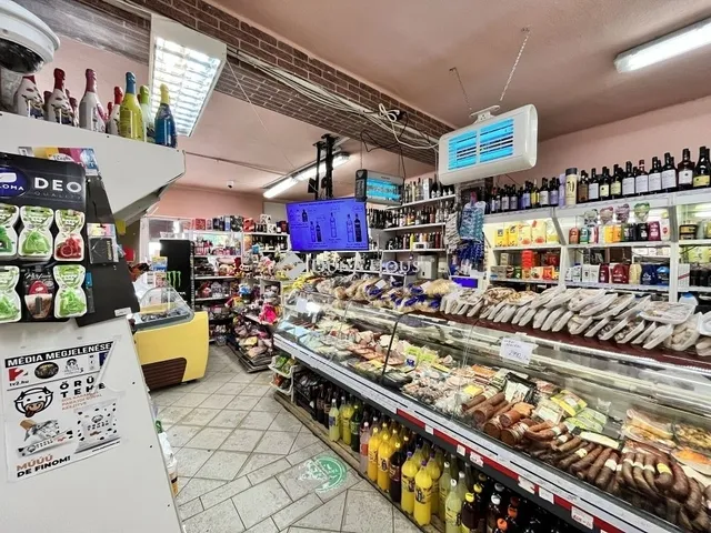 Eladó kereskedelmi és ipari ingatlan Gyál 385 nm