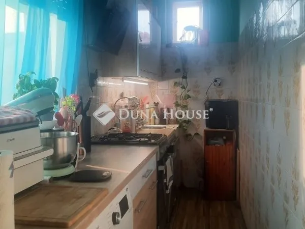 Eladó ház Újhartyán 168 nm