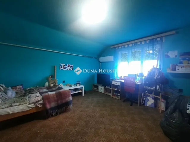 Eladó ház Újhartyán 168 nm