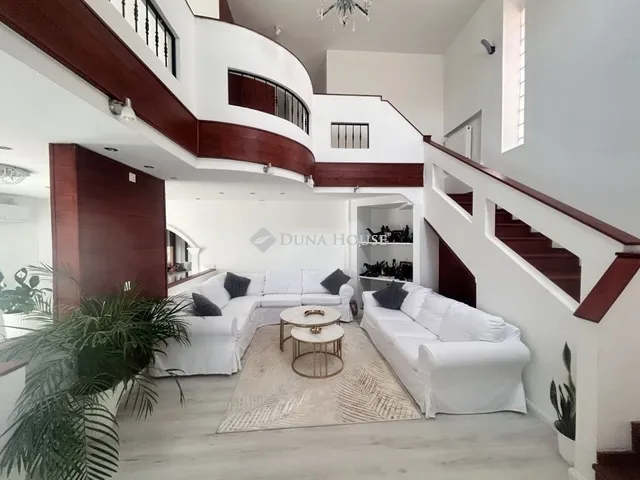 Eladó ház Budapest XIX. kerület 320 nm