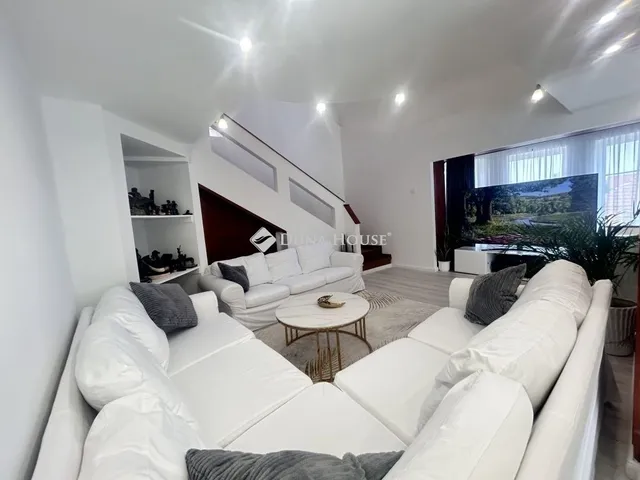 Eladó ház Budapest XIX. kerület 320 nm