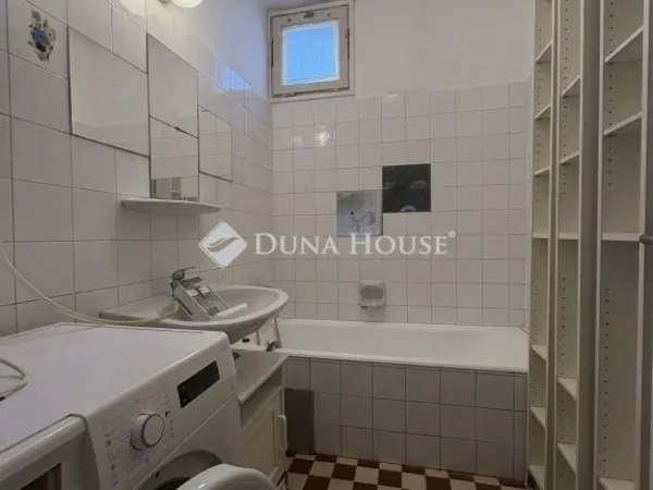 Eladó lakás Gyál 68 nm