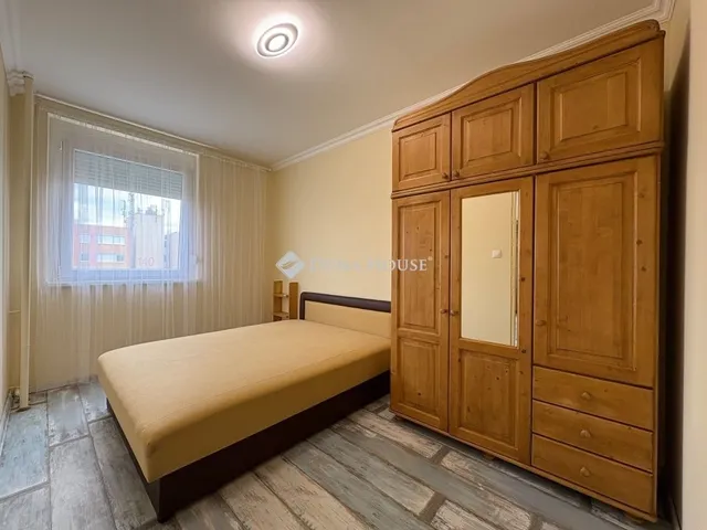 Kiadó lakás Budapest XIV. kerület 46 nm