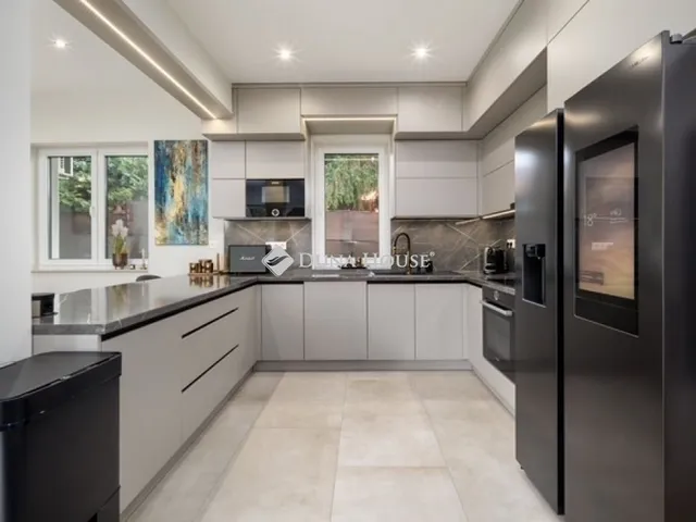 Eladó ház Budapest XVII. kerület 211 nm