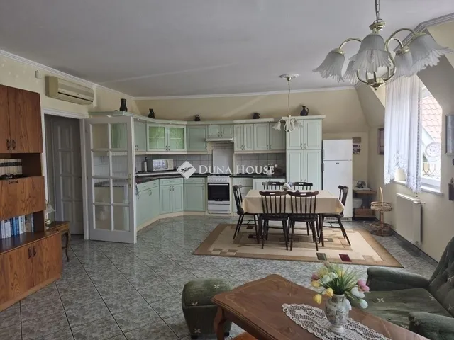 Eladó lakás Budapest XVIII. kerület 73 nm