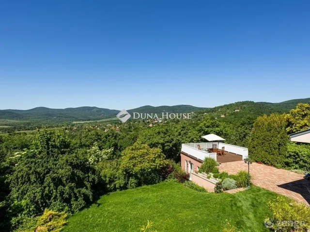 Eladó ház Szentendre 360 nm