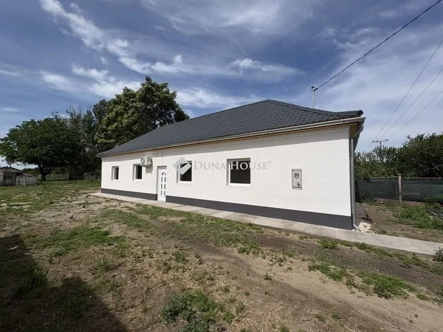 Eladó ház Örkény 87 nm