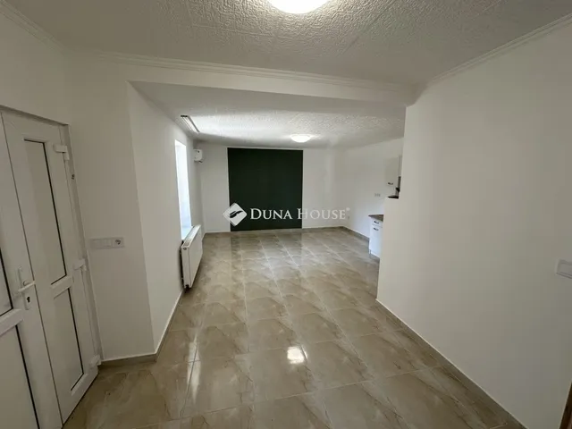Eladó ház Örkény 54 nm