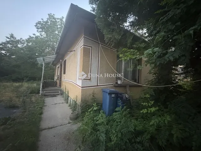 Eladó ház Dánszentmiklós 80 nm
