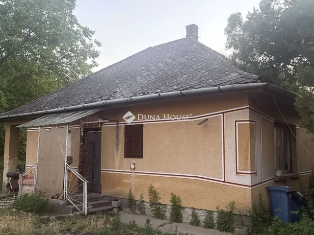 Eladó ház Dánszentmiklós 80 nm