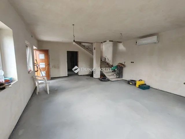 Eladó ház Csömör 135 nm