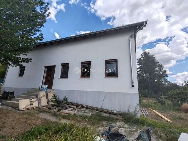 Eladó ház Csömör 135 nm
