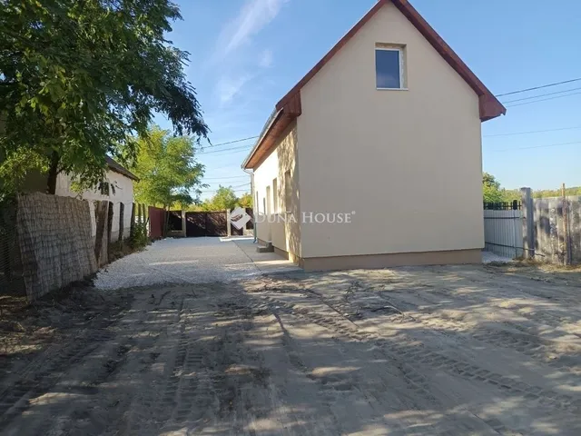 Eladó ház Tápiószentmárton 72 nm