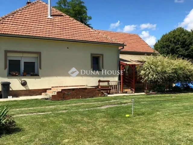 Eladó ház Dömsöd 83 nm