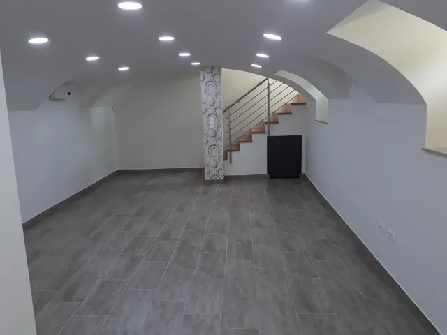 Eladó kereskedelmi és ipari ingatlan Budapest XIII. kerület 45 nm