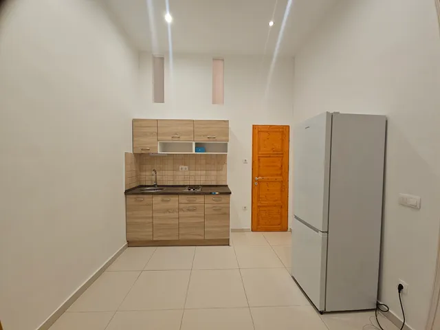 Kiadó lakás Budapest VII. kerület, Damjanich utca 37 nm