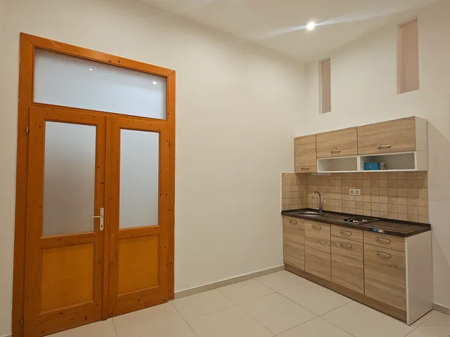 Kiadó lakás Budapest VII. kerület, Damjanich utca 37 nm