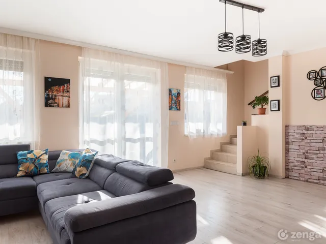 Eladó ház Debrecen, Hatvan utcai kert 133 nm