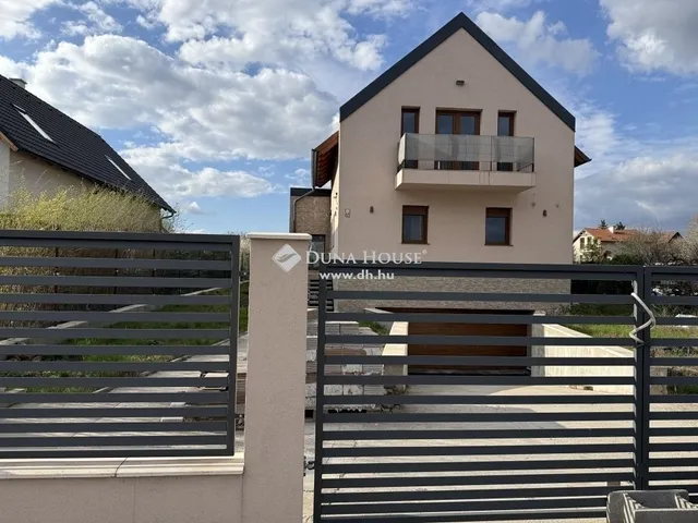 Eladó ház Törökbálint 160 nm