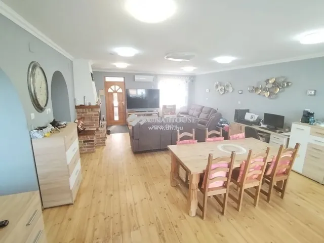 Eladó ház Délegyháza 159 nm