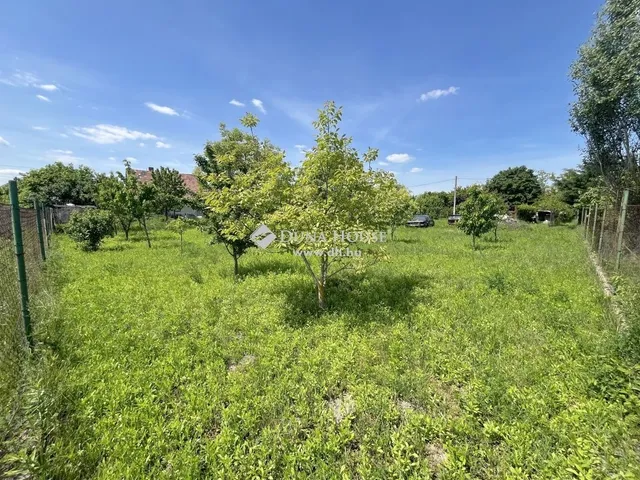 Eladó telek Szigetszentmiklós 1193 nm